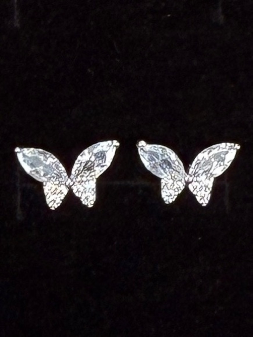 Beautiful Silvertone bling butterfly pierced post earrings